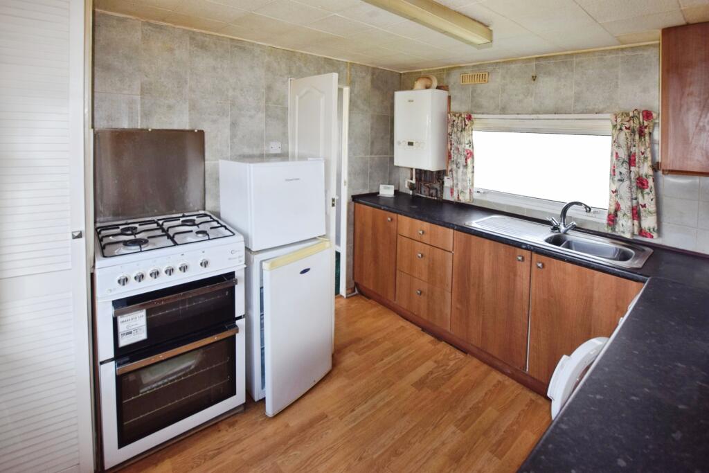 House in East Lindsey, Ingoldmells - View 5