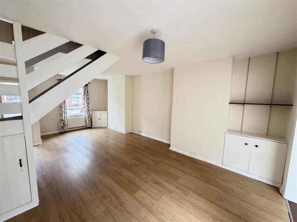 House in Salisbury - View 2