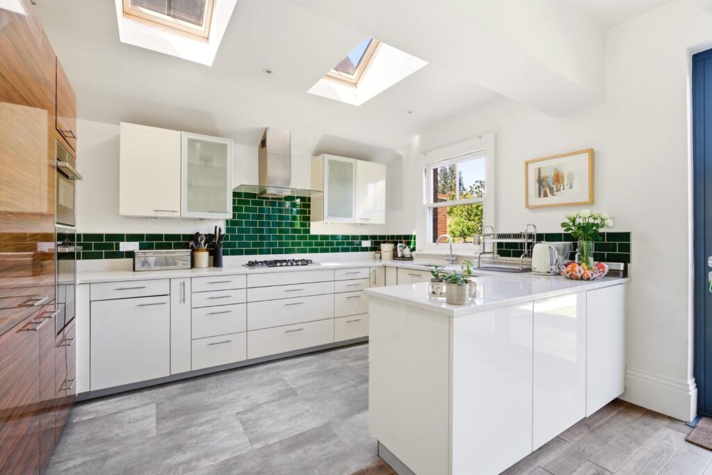 Additional image 5 of Carlisle Avenue, St. Albans, Hertfordshire, AL3