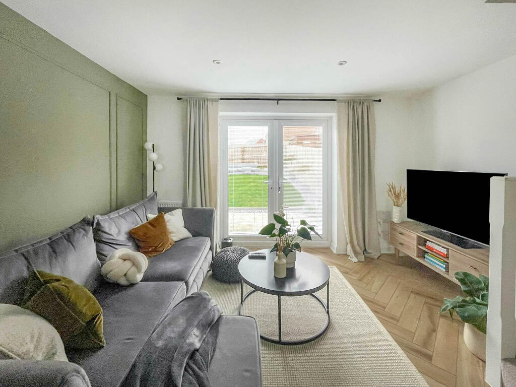 House in Wakefield - View 5
