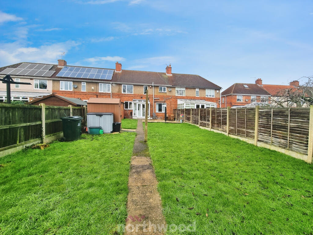 3-bed terraced on Crossfield Lane, Skellow, Doncaster, DN6, £140,000