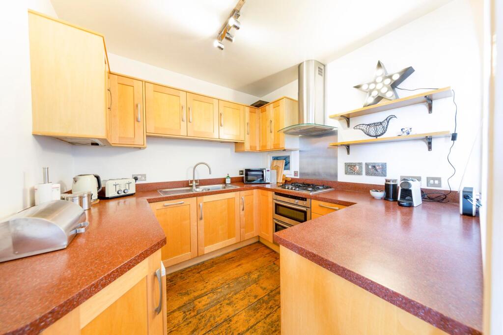 Apartment in Bristol - View 4