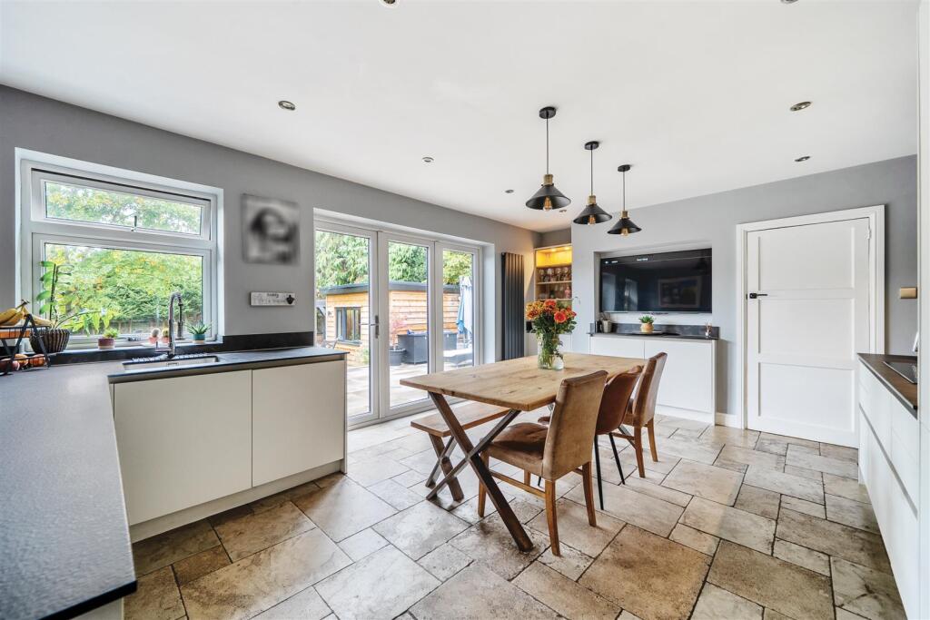 House in Wyre Forest, Catchems End, Bewdley - More