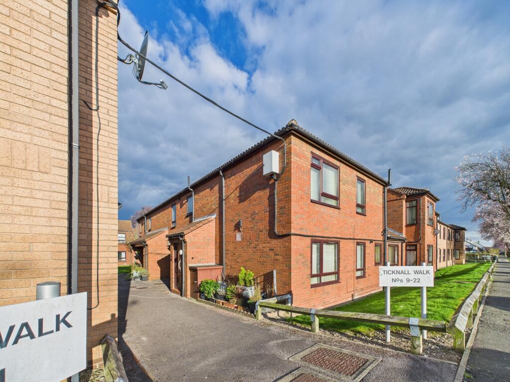 2-bed flat on Ticknall Walk, Sunnyhill, £60,000