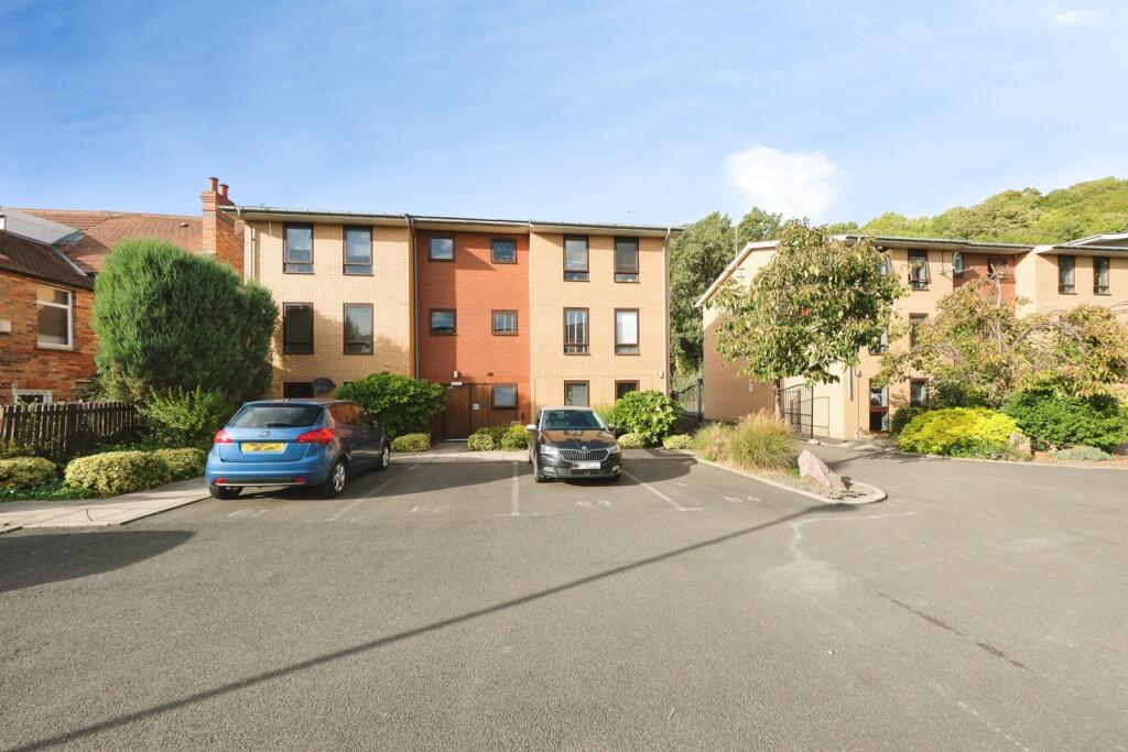 Apartment in Nottingham - View 2
