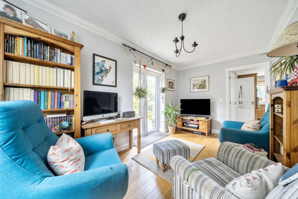House in Cheddar, Draycott Park, Somerset - More