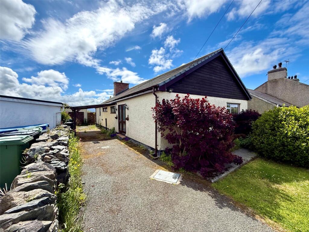 Main image of property: Newborough, Llanfairpwllgwyngyll, Isle of Anglesey, LL61
