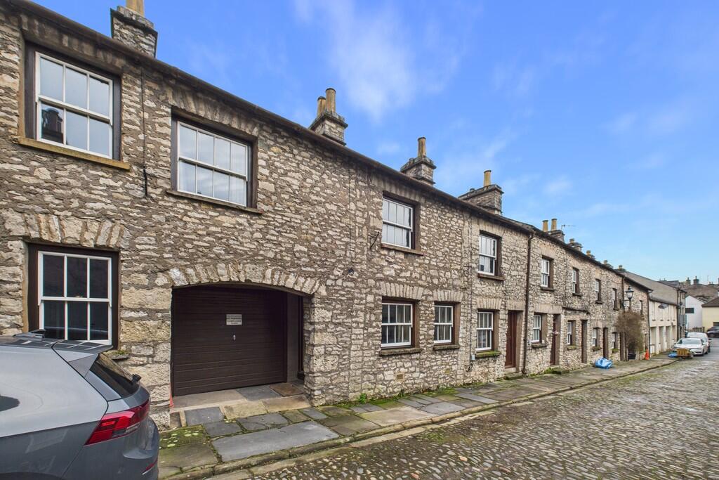 Main image of property: 35 The Old Shambles, Highgate, Kendal, Cumbria, LA9 4TA