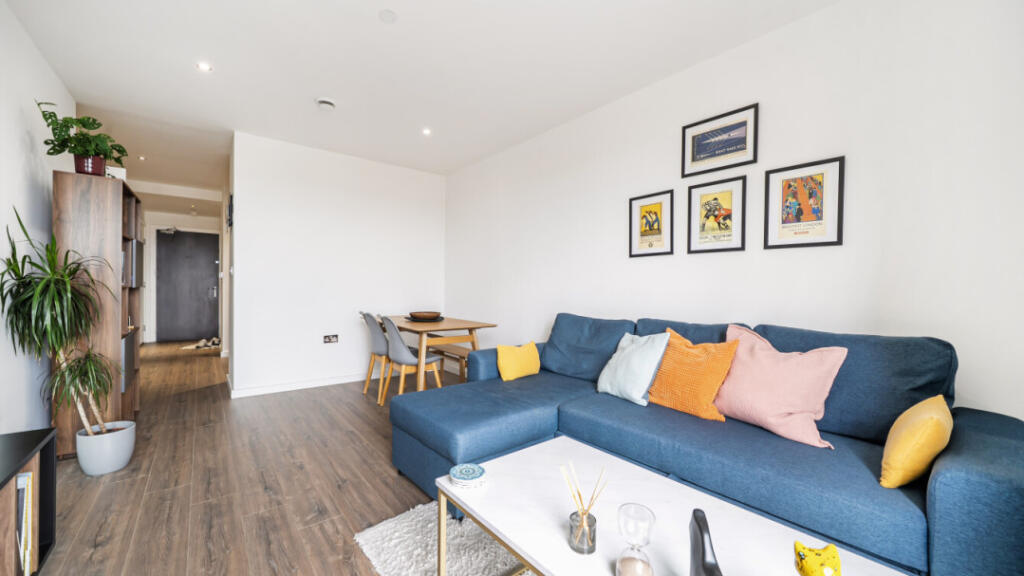 Apartment in London - View 3