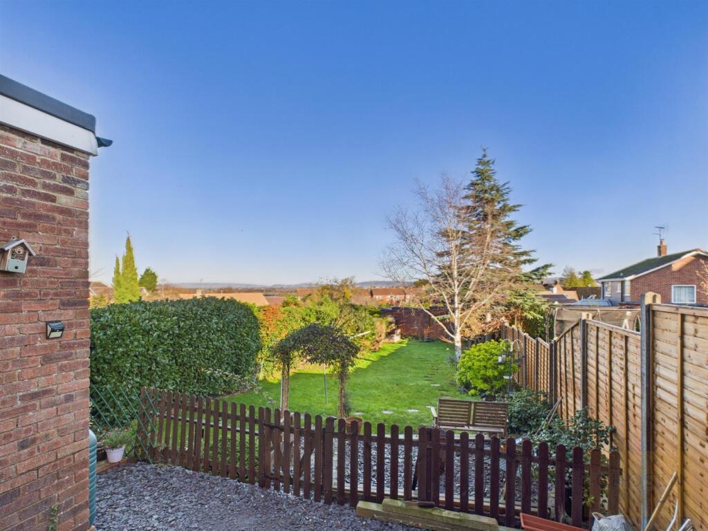 Main image of property: Barrow Hill, Churchdown, Gloucester