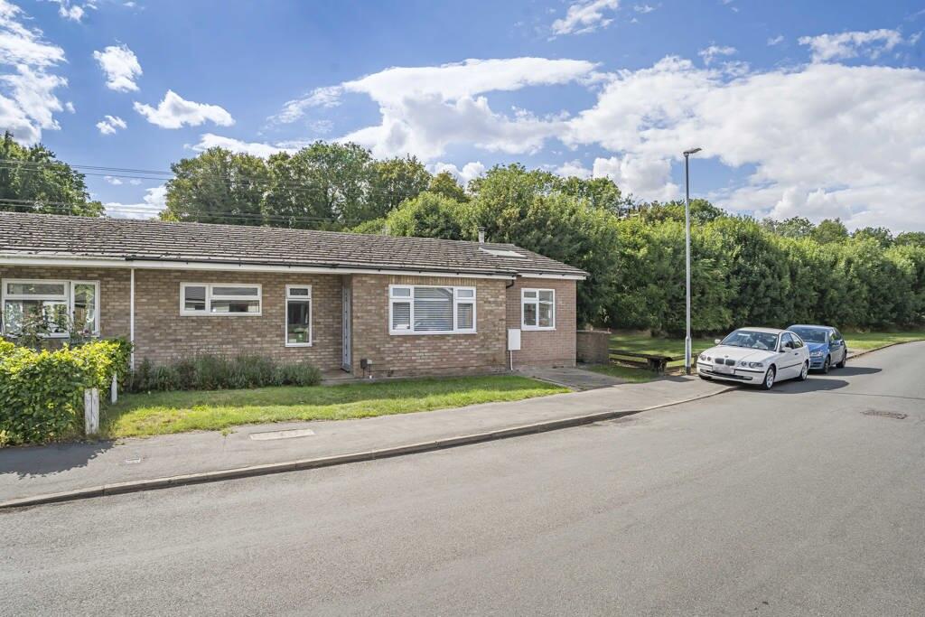 Main image of property: 6a Bendyshe Way, Barrington, Cambridge, Cambridgeshire, CB22 7RS