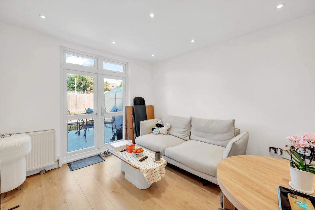 Apartment in London - View 5