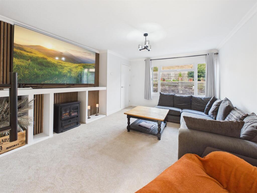House in Reading - View 3
