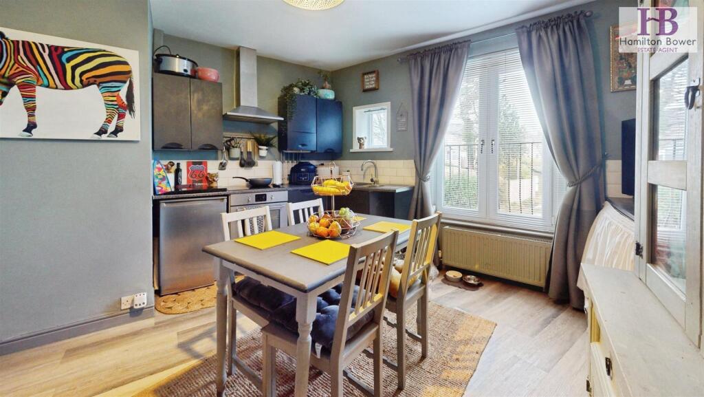 Additional image 4 of St. Enochs Road, Bradford