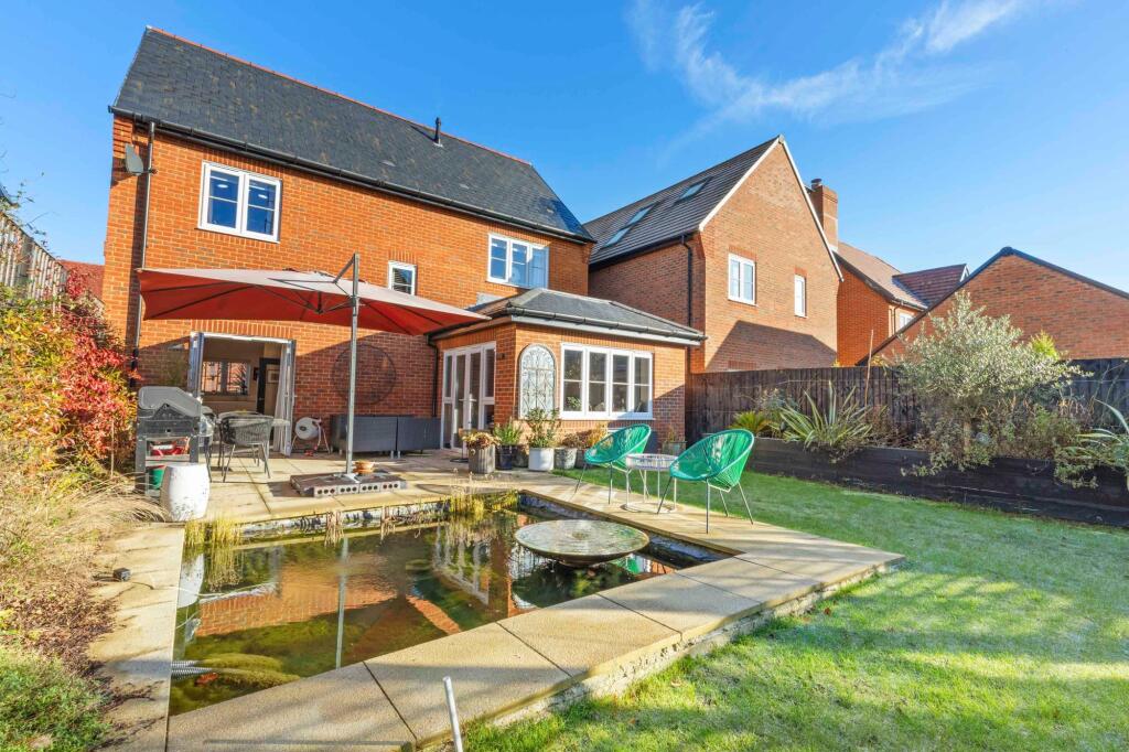 Main image of property: Aspen Road, High Wycombe, HP10