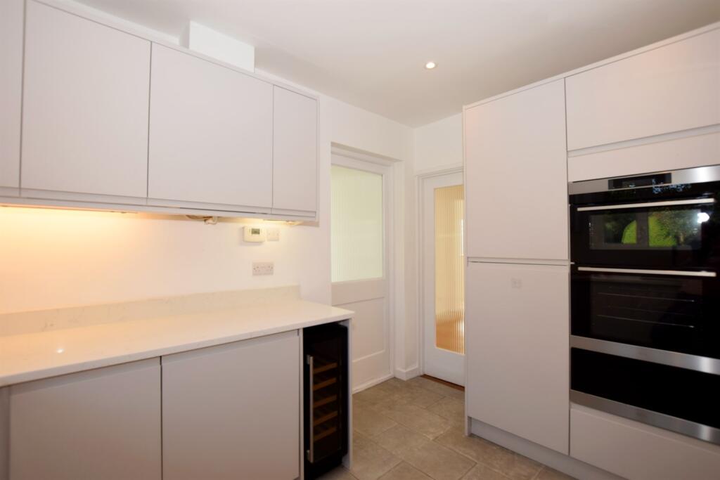 House in Arun, Aldwick - More