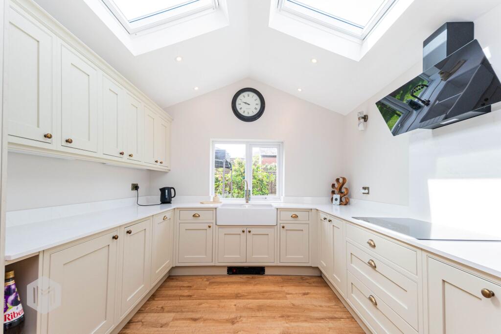 House in Bolton, Middlebrook, Horwich - View 5