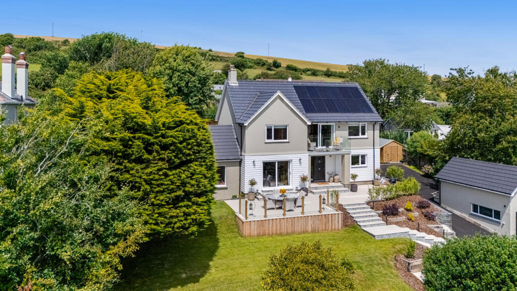 Main image of property: Frogmore, Kingsbridge