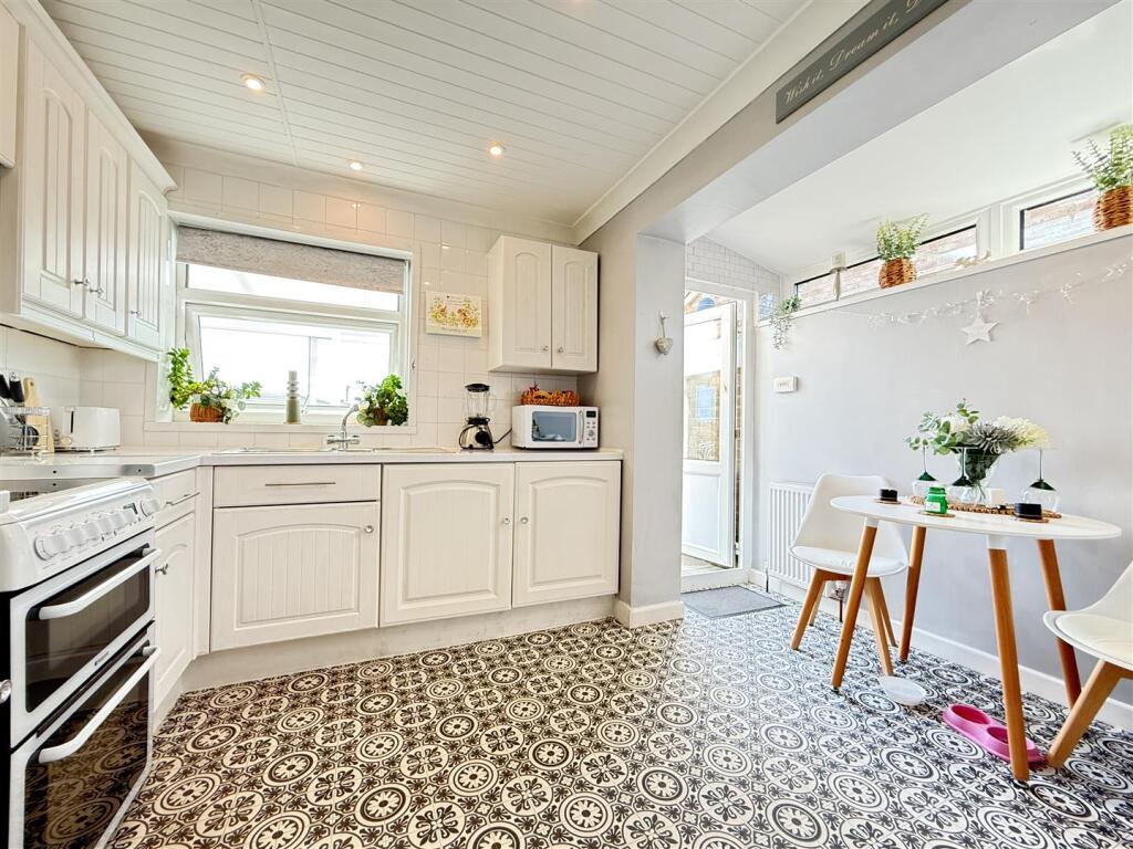 House in Torquay - View 3