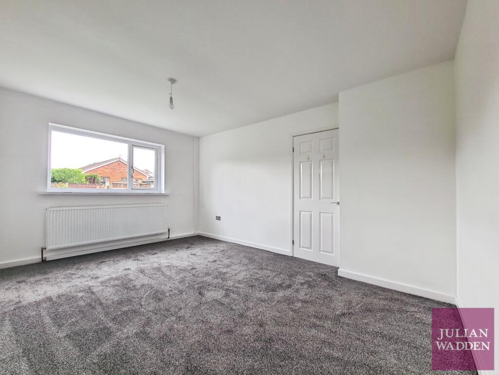House in Tameside, Greater Manchester - View 5