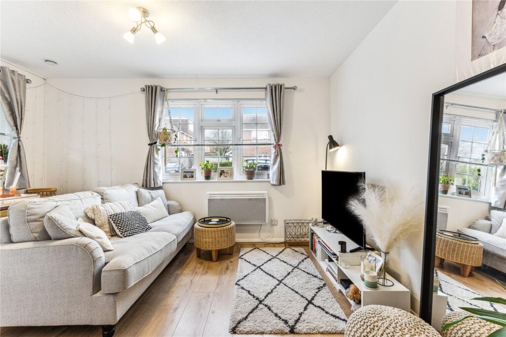 Main image of property: St. Peter's Close, London, SW17