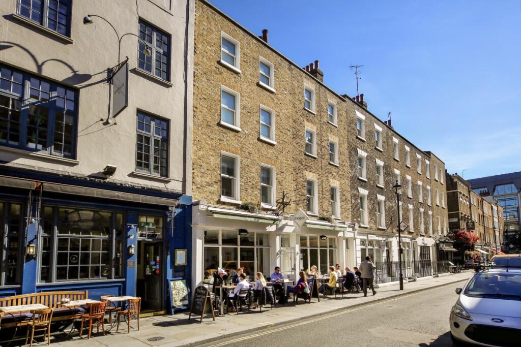 Main image of property: Seymour Place, London W1H