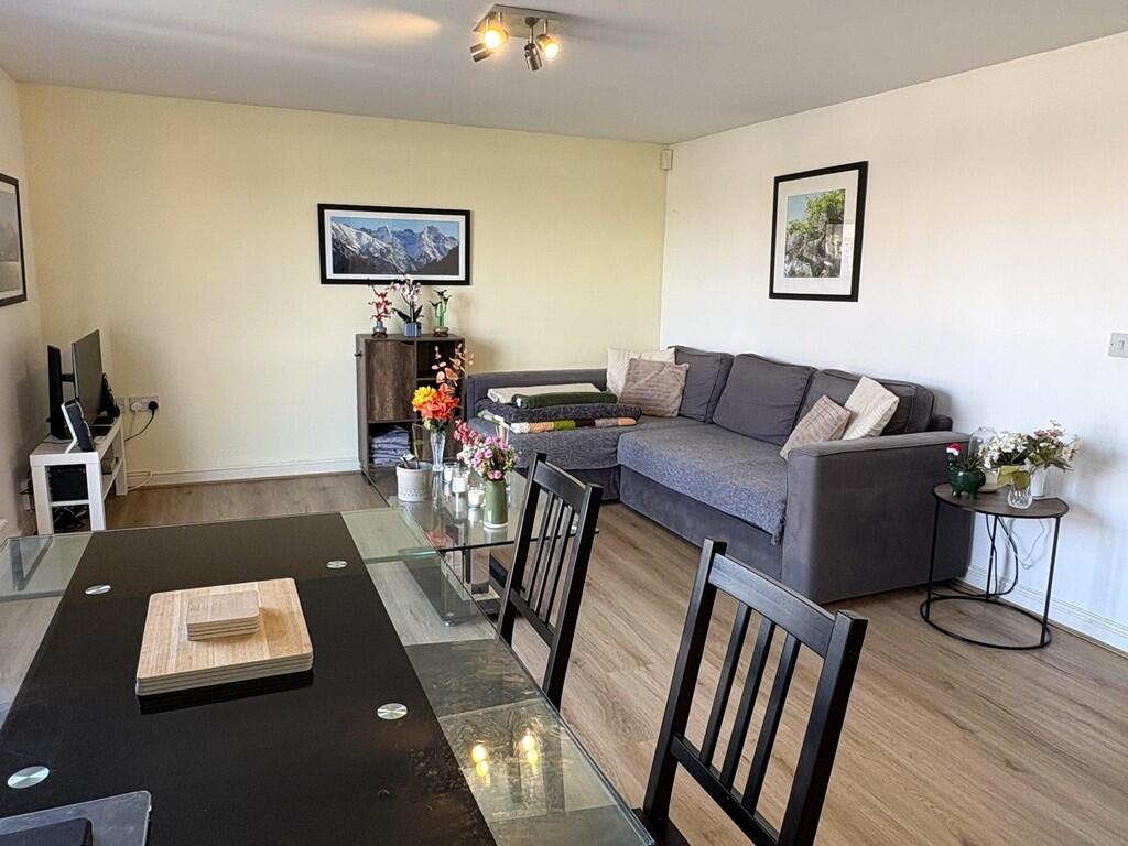 Main image of property: Devonshire Street South, Manchester