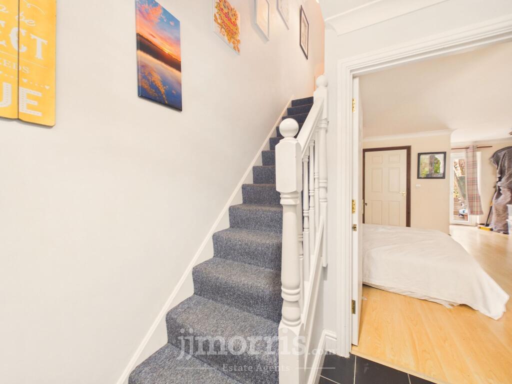 House in Haverfordwest, Pembrokeshire - More