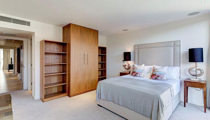 Apartment in London - More