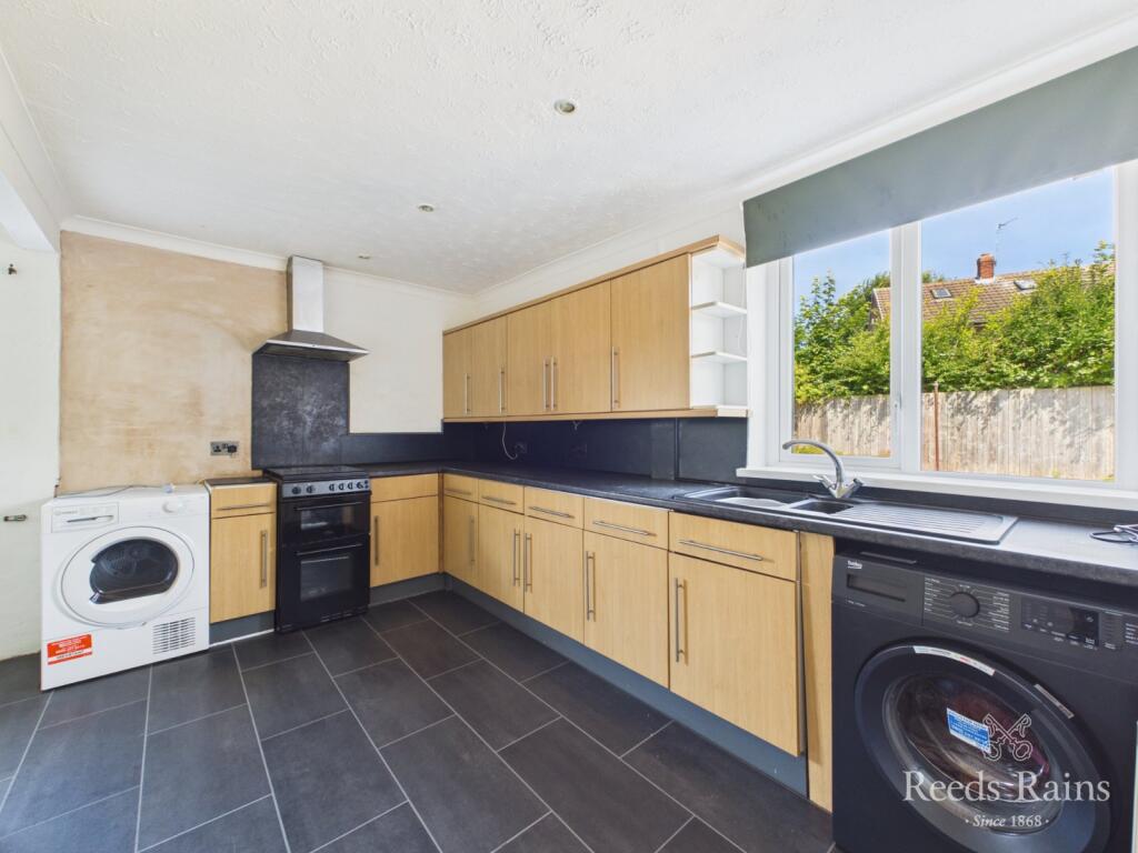House in Hull, Longhill - View 2