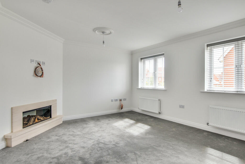 Woodlands Park, New Homes photo 3