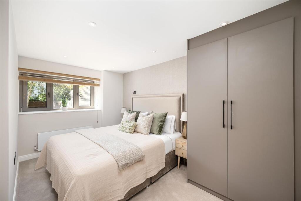 Apartment in London, Royal Borough of Kensington and Chelsea - View 3