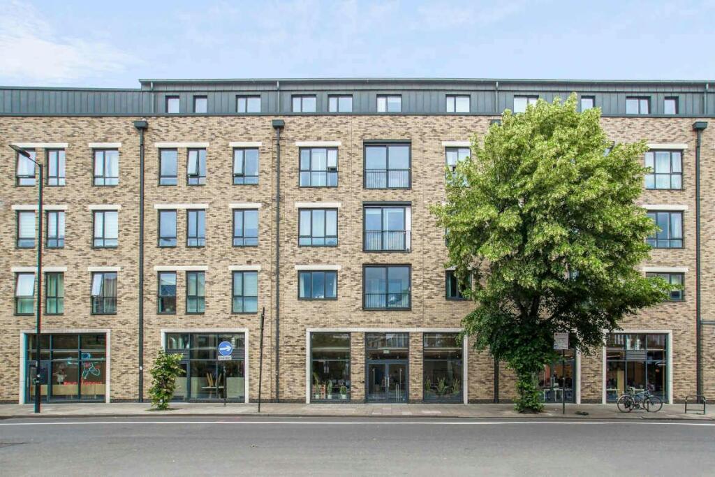 111 Seven Sisters Road