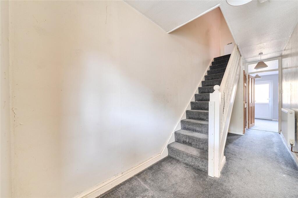 House in Llandrindod Wells, Knighton - More