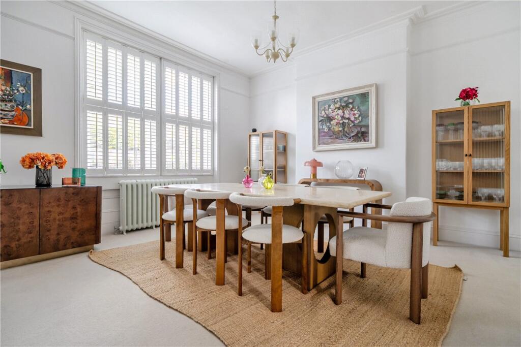 House in Bath, Lansdown - More
