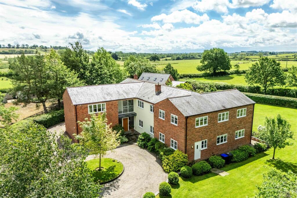 House in Daventry, Hellidon