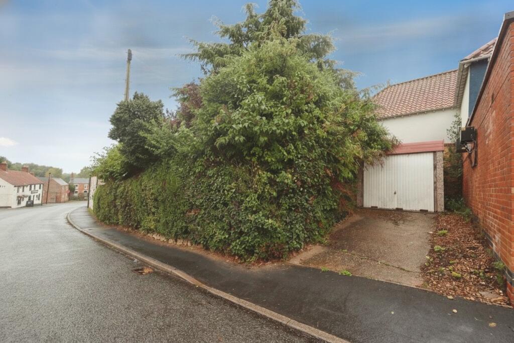House in North Kesteven, Washingborough - View 4