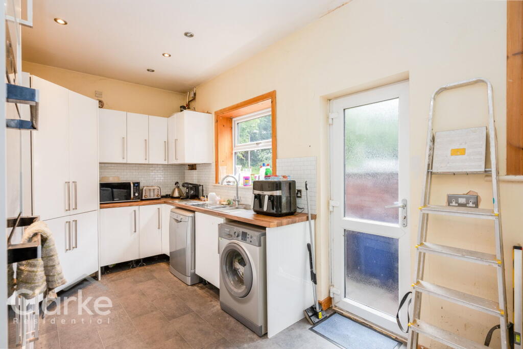 Railway Road, Chorley, PR6 0HW - View 3