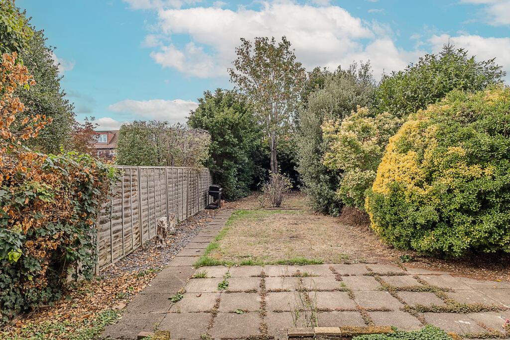 House in London, East Sheen - View 2