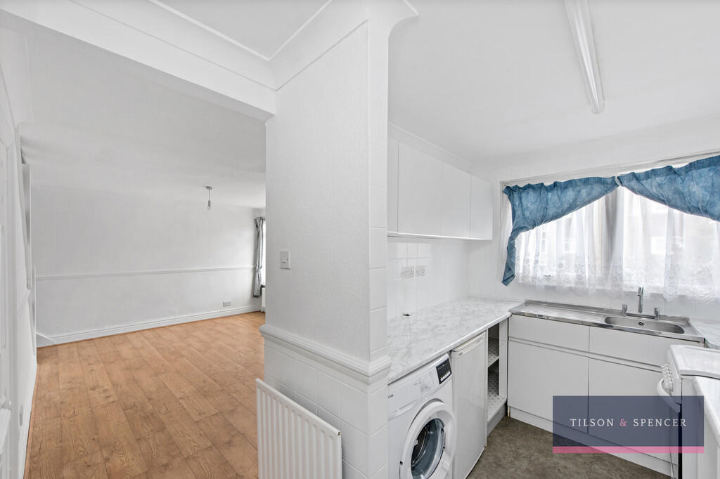Apartment in London - View 3