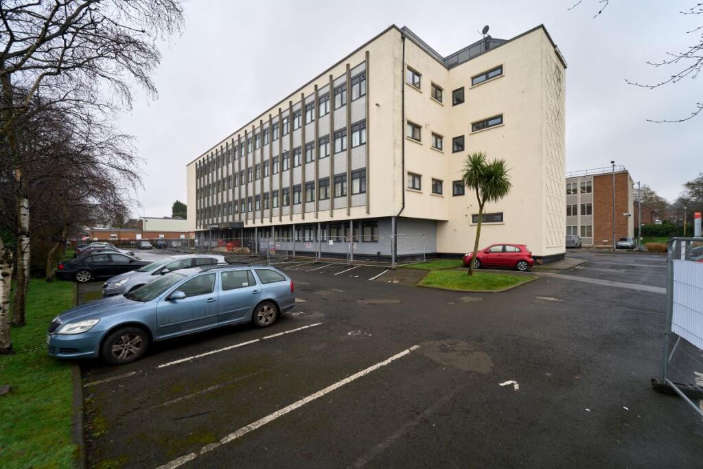 Main image of property: Apartment 52 Larch House, 241 High Street, Kingswinford, DY6 8BF