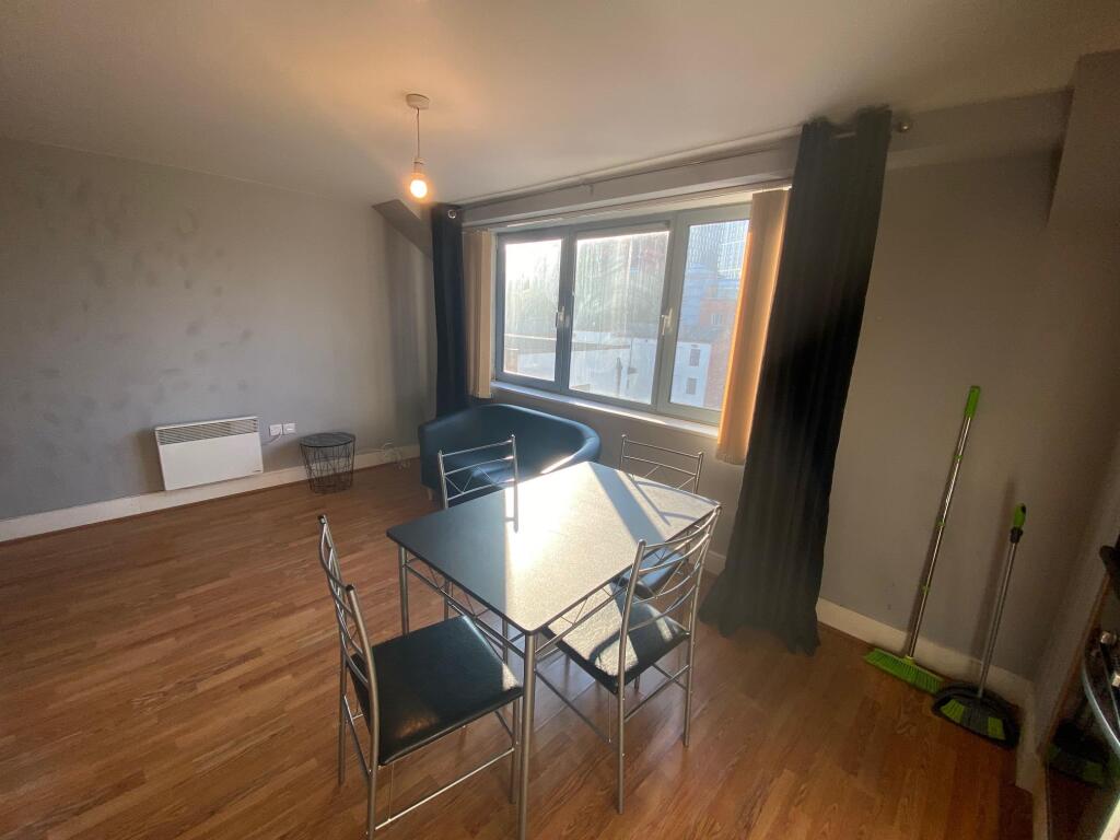 Studio flat for rent