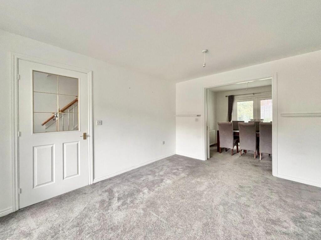 House in Barnsley, South Yorkshire - View 4