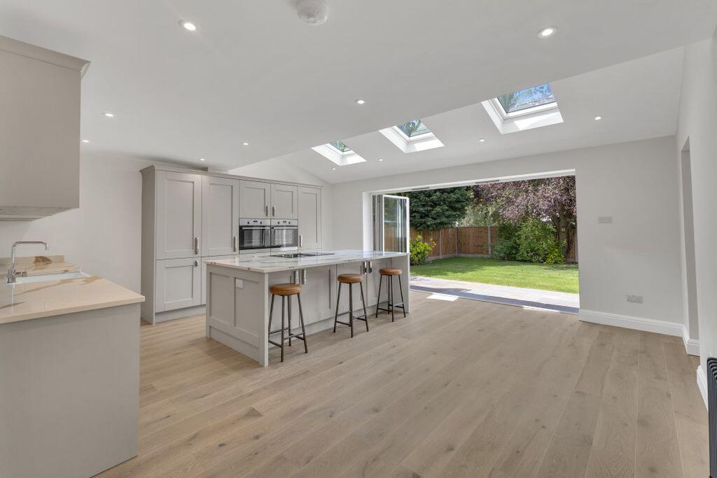 Parkfield Drive, Nantwich photo 3