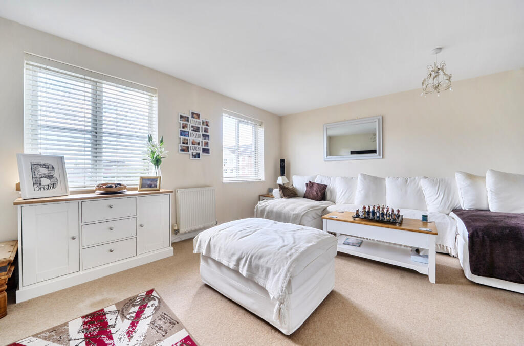 House in Swindon - View 5