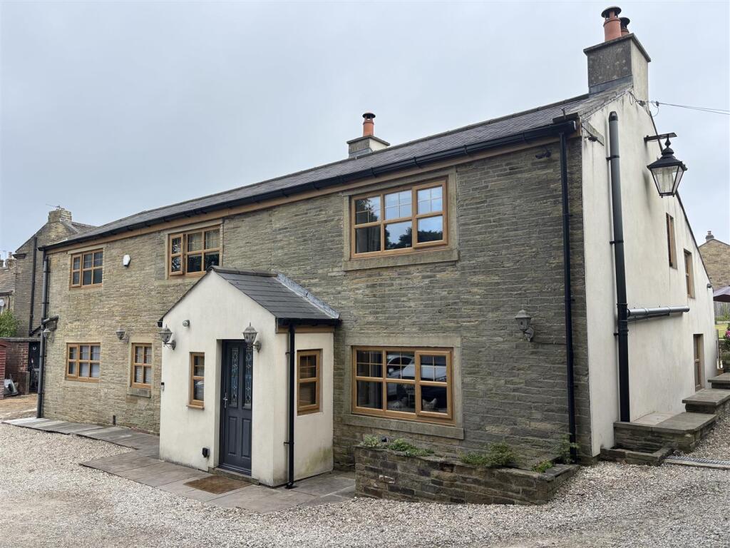 Additional image 39 of New Houses, Back Lyon Street, Queensbury
