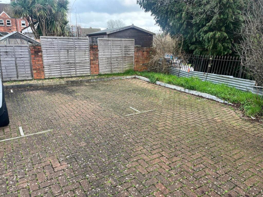 Additional image 7 of Camborne Place, Yeovil, Somerset