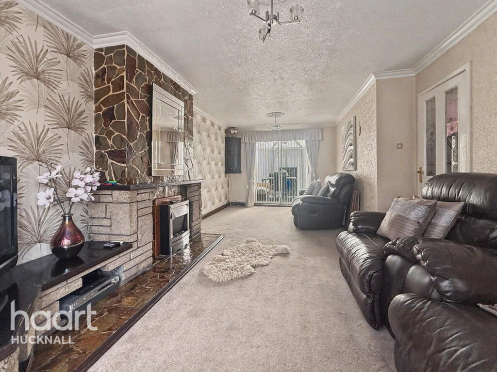 House in Ashfield, Hucknall - View 2