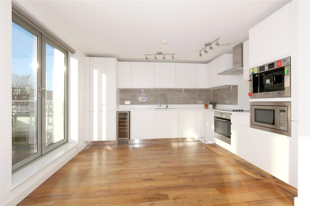 Main image of property: Elmore Street, London, N1