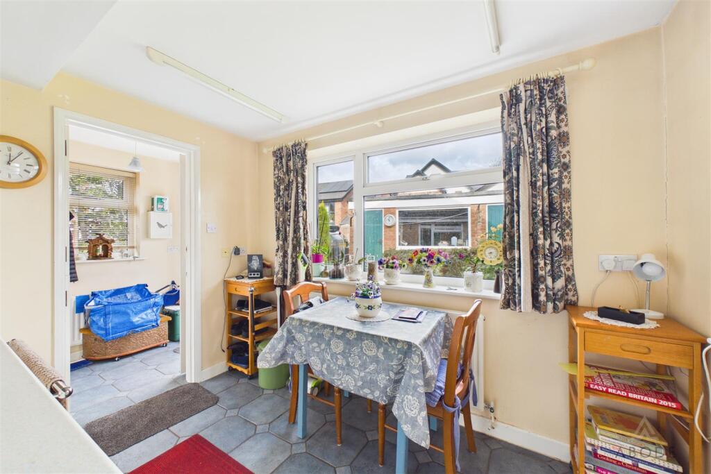 House in Derby - View 5